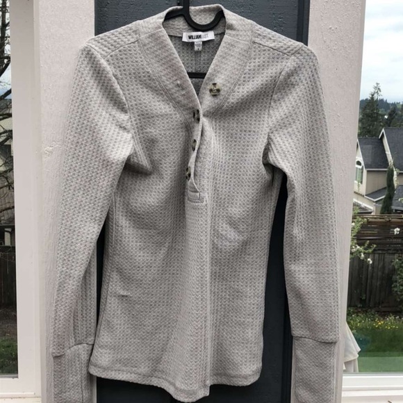 Grey sweater - Picture 2 of 2